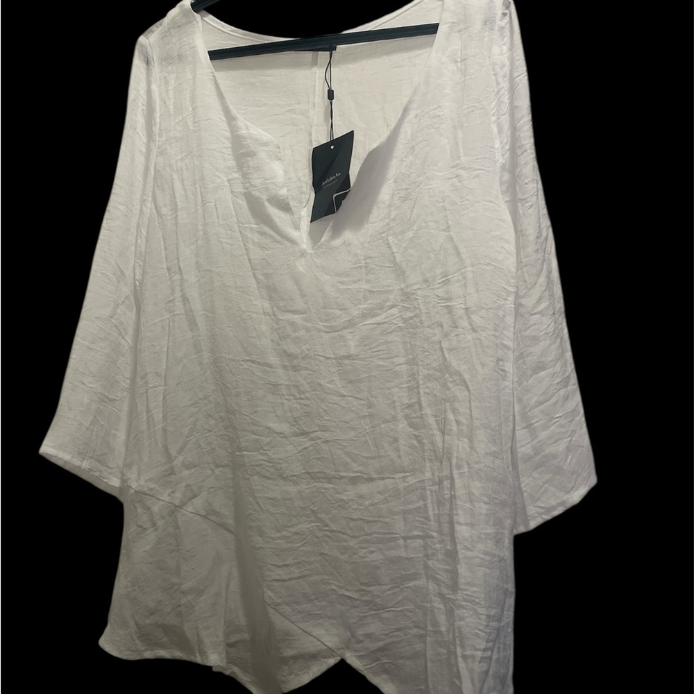 White Asymmetrical 3/4 Sleeve Tunic